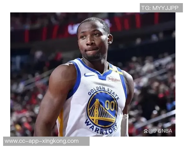 库明加精彩突破虚晃艾顿轻松上篮得分展现超强个人能力