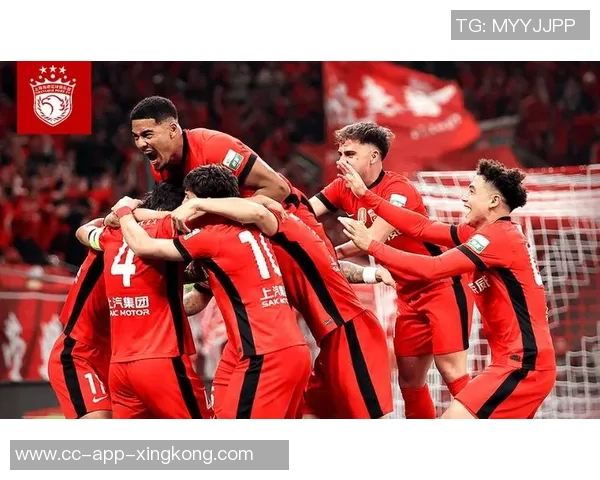 海港队只需末轮拿一分即可锁定中超三连冠优势明显前景乐观